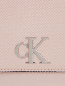 Кросс-боди Calvin Klein Minimal Monogram Saddle Bag22 T модель K60K611961-TFT Фото