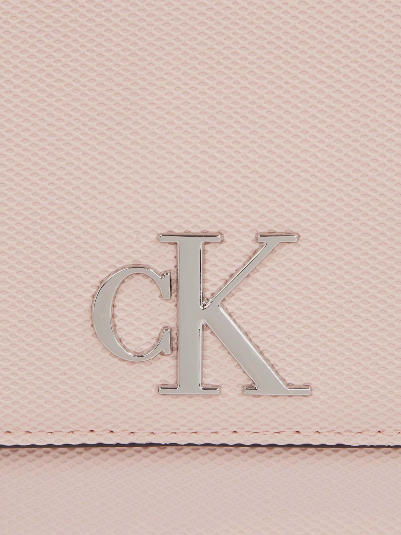 Крос-боді Calvin Klein Minimal Monogram Saddle Bag22 T модель K60K611961-TFT Фото