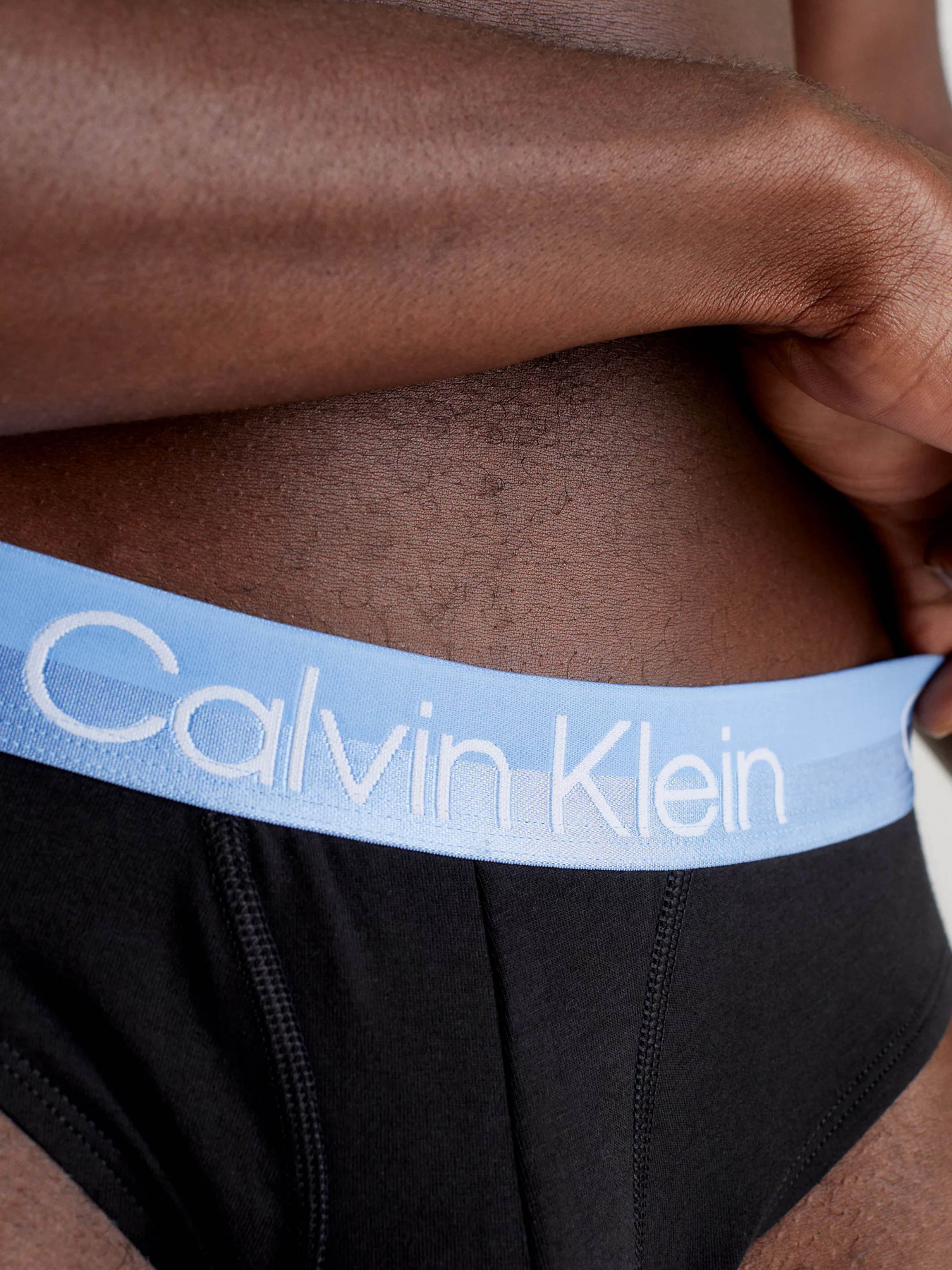 Набір трусів Calvin Klein Underwear Modern Structure Ctn модель 000NB2969A-MCJ Фото