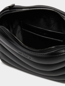 Кросс-боди Calvin Klein Line Quilt Camera модель K60K612114-BEH Фото