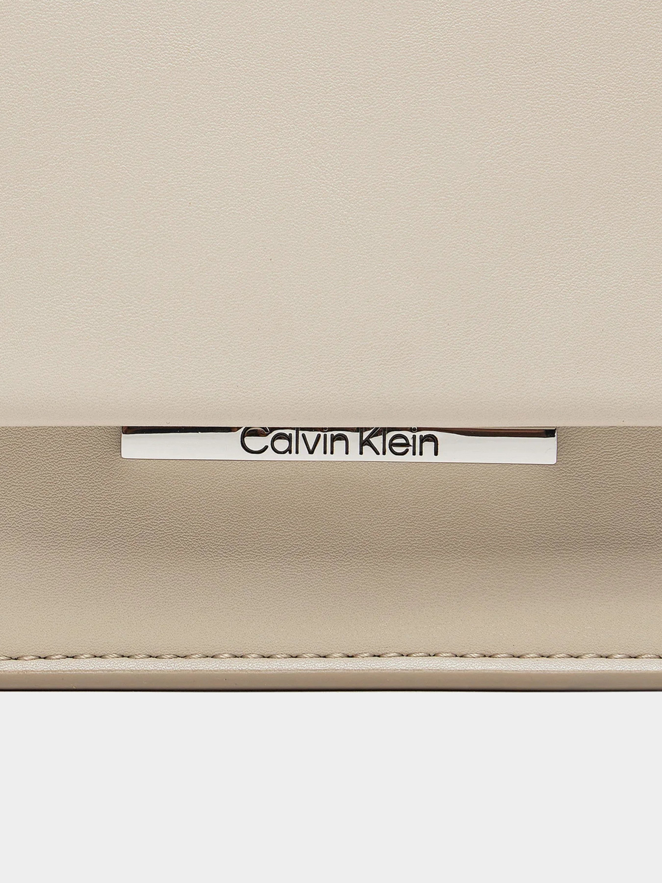 Сумка Calvin Klein Linear Shoulder модель K60K612158-PEG Фото