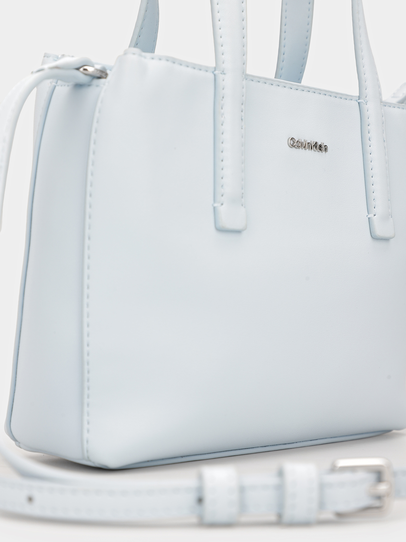 Сумка Calvin Klein Must Mini Tote модель K60K612170-CEW Сумка Calvin Klein Must Mini Tote модель K60K612170-CEW Фото