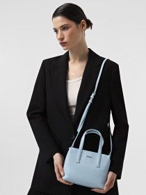 Сумка Calvin Klein Must Mini Tote модель K60K612170-CEW Сумка Calvin Klein Must Mini Tote модель K60K612170-CEW Фото