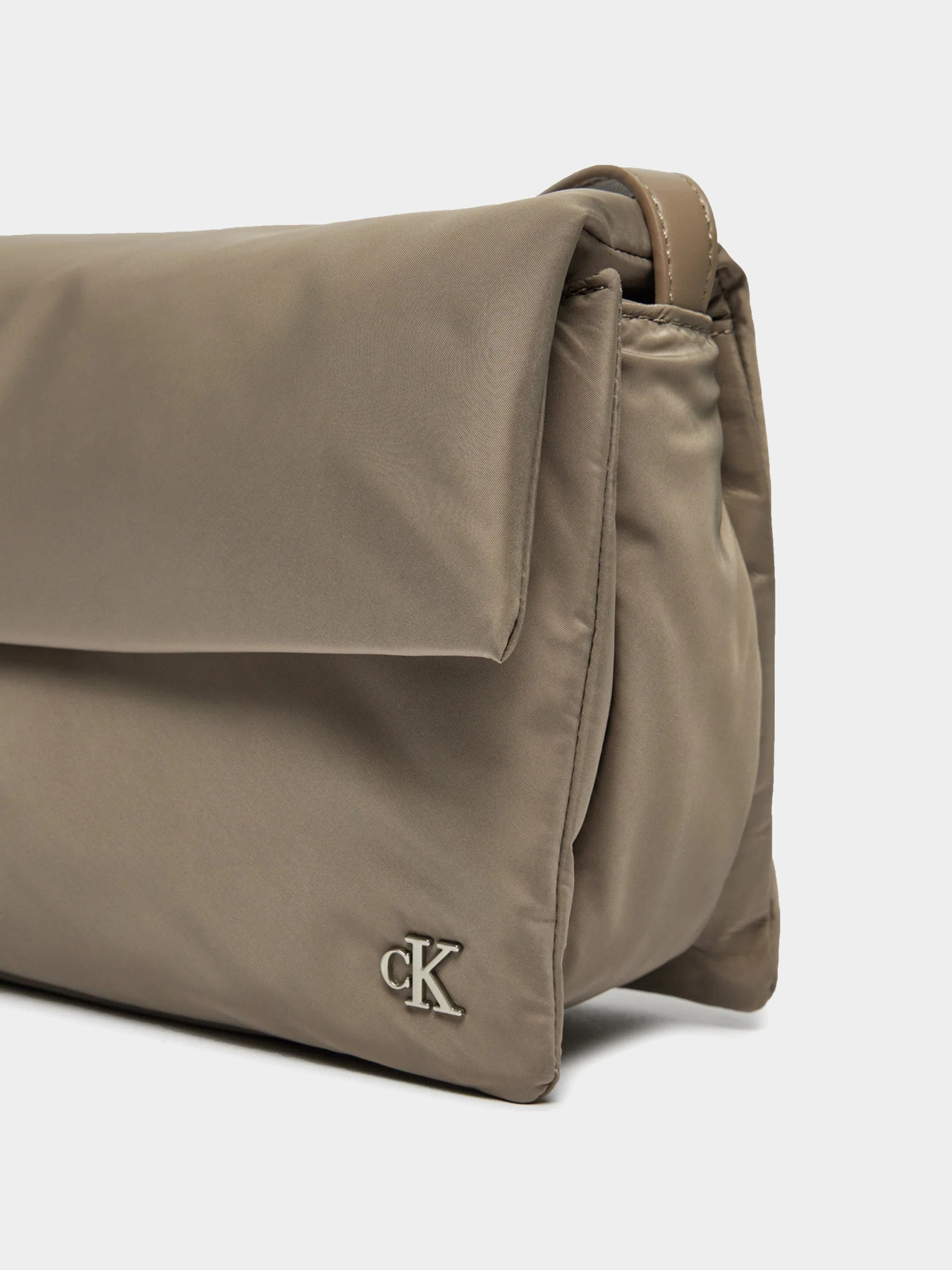 Кросс-боди Calvin Klein Micro Mono модель K60K612224-PCB Кросс-боди Calvin Klein Micro Mono модель K60K612224-PCB Фото