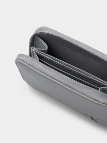 Кошелек Calvin Klein Block Med Zip Around модель K60K612254-CI1 Кошелек Calvin Klein Block Med Zip Around модель K60K612254-CI1 Фото