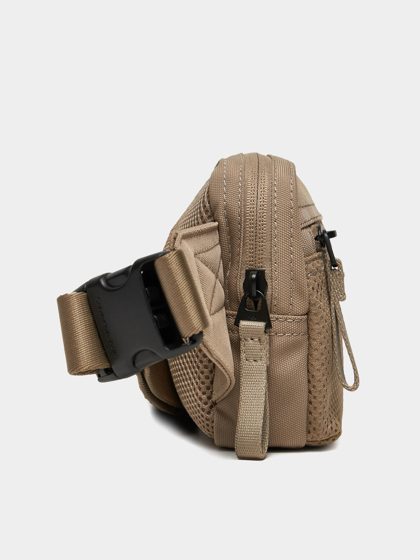 Поясна сумка Calvin Klein Sport Essentials модель K50K512017-RAG Поясна сумка Calvin Klein Sport Essentials модель K50K512017-RAG Фото