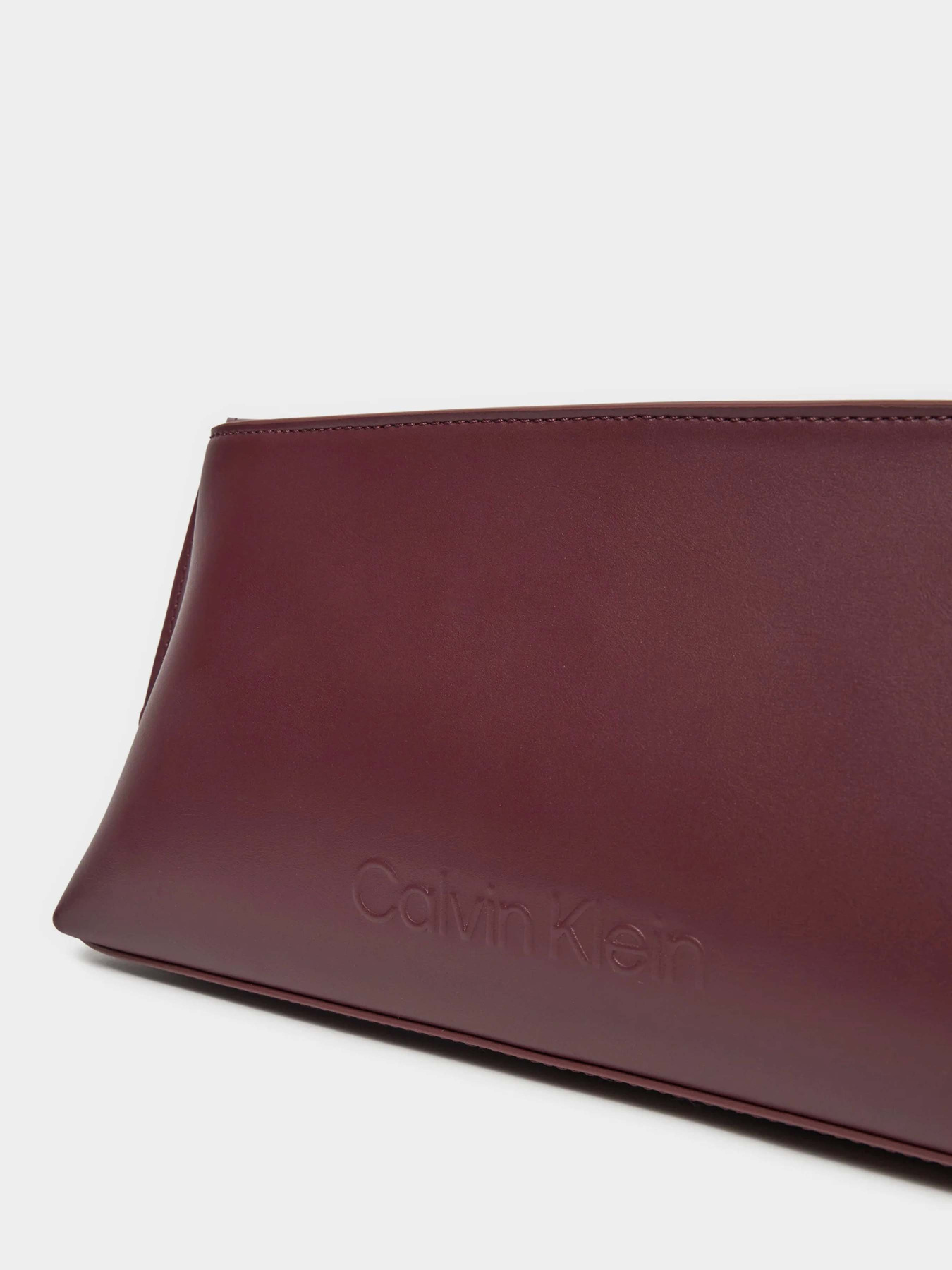 Кросс-боди Calvin Klein Embossed Logo модель K60K612550-VLP Фото