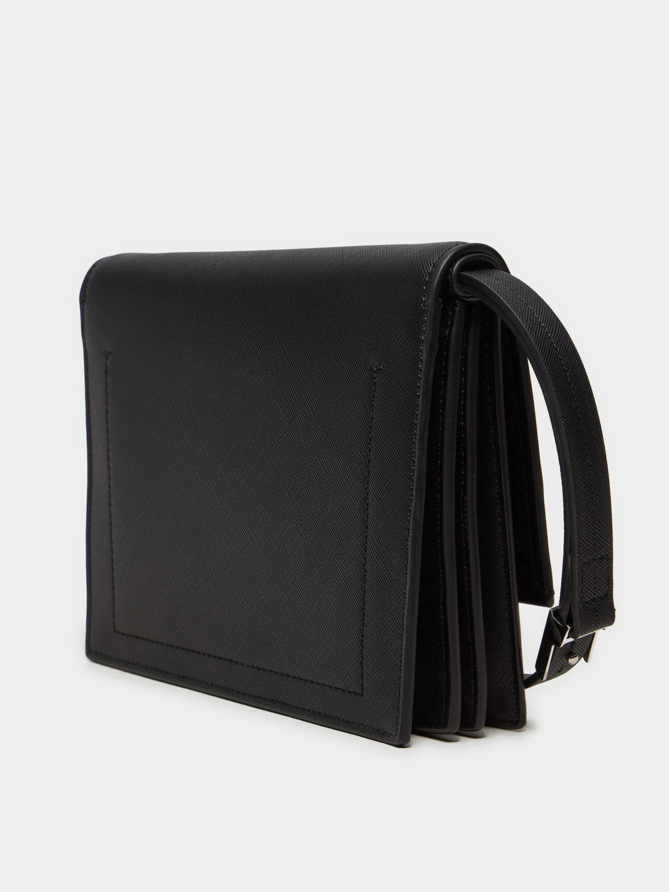 Кросс-боди Calvin Klein Linear модель K60K612559-BEH Фото