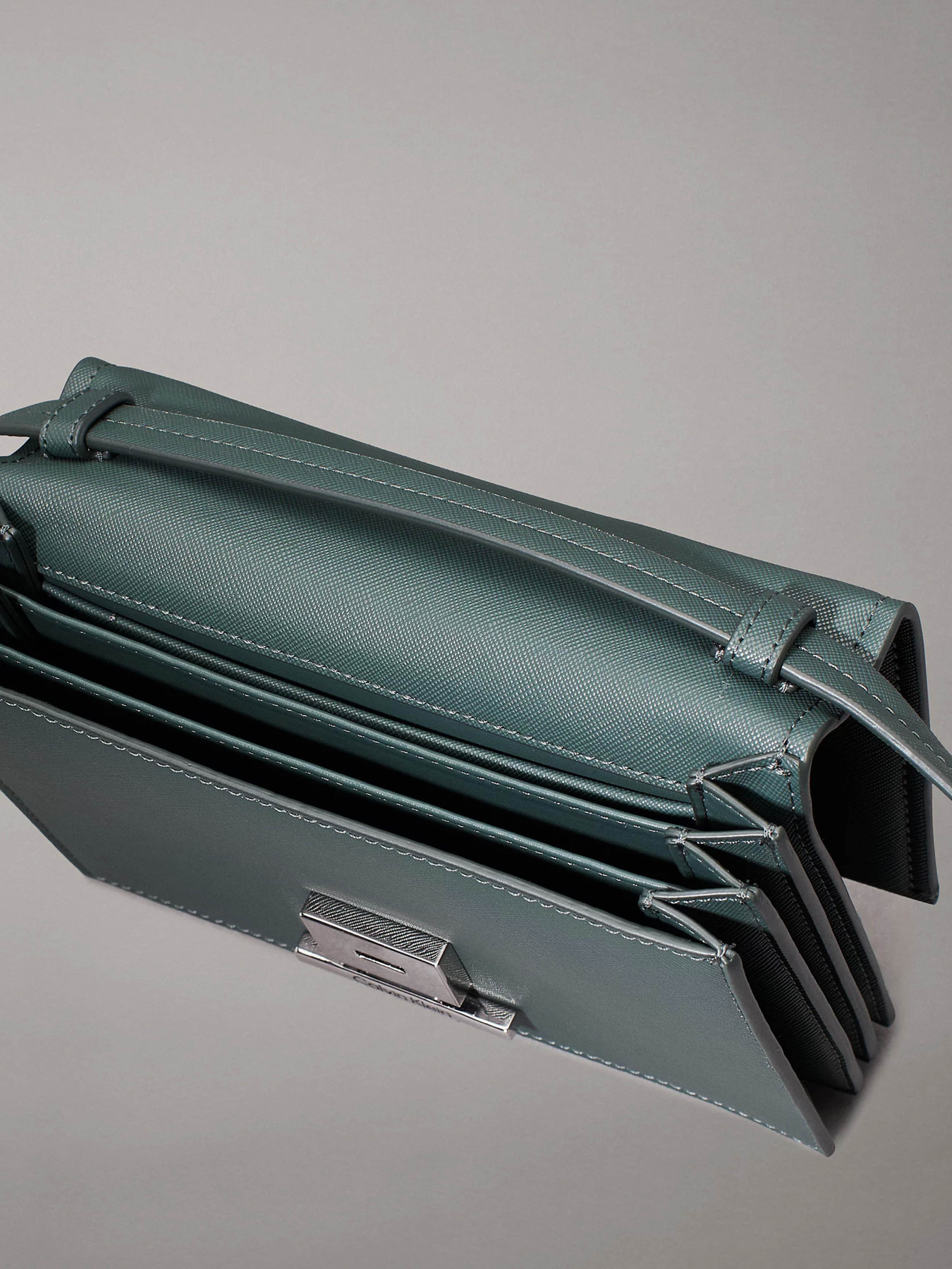 Крос-боді Calvin Klein Linear модель K60K612559-LG2 Фото