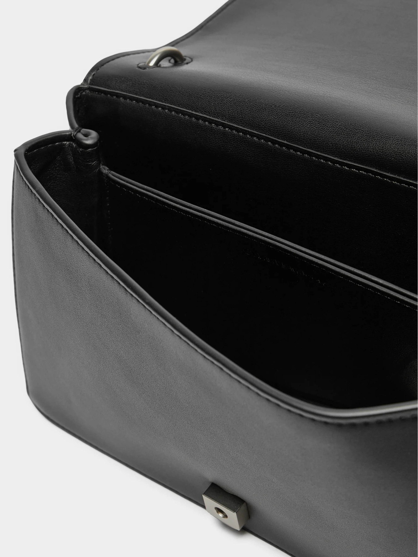 Кросс-боди Calvin Klein Sculpted модель K60K612727-BEH Фото