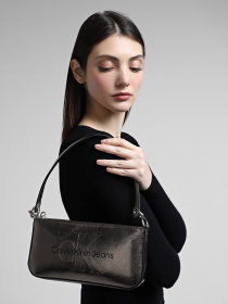 Хобо Calvin Klein Sculpted Shoulder модель K60K612732-ADA Фото