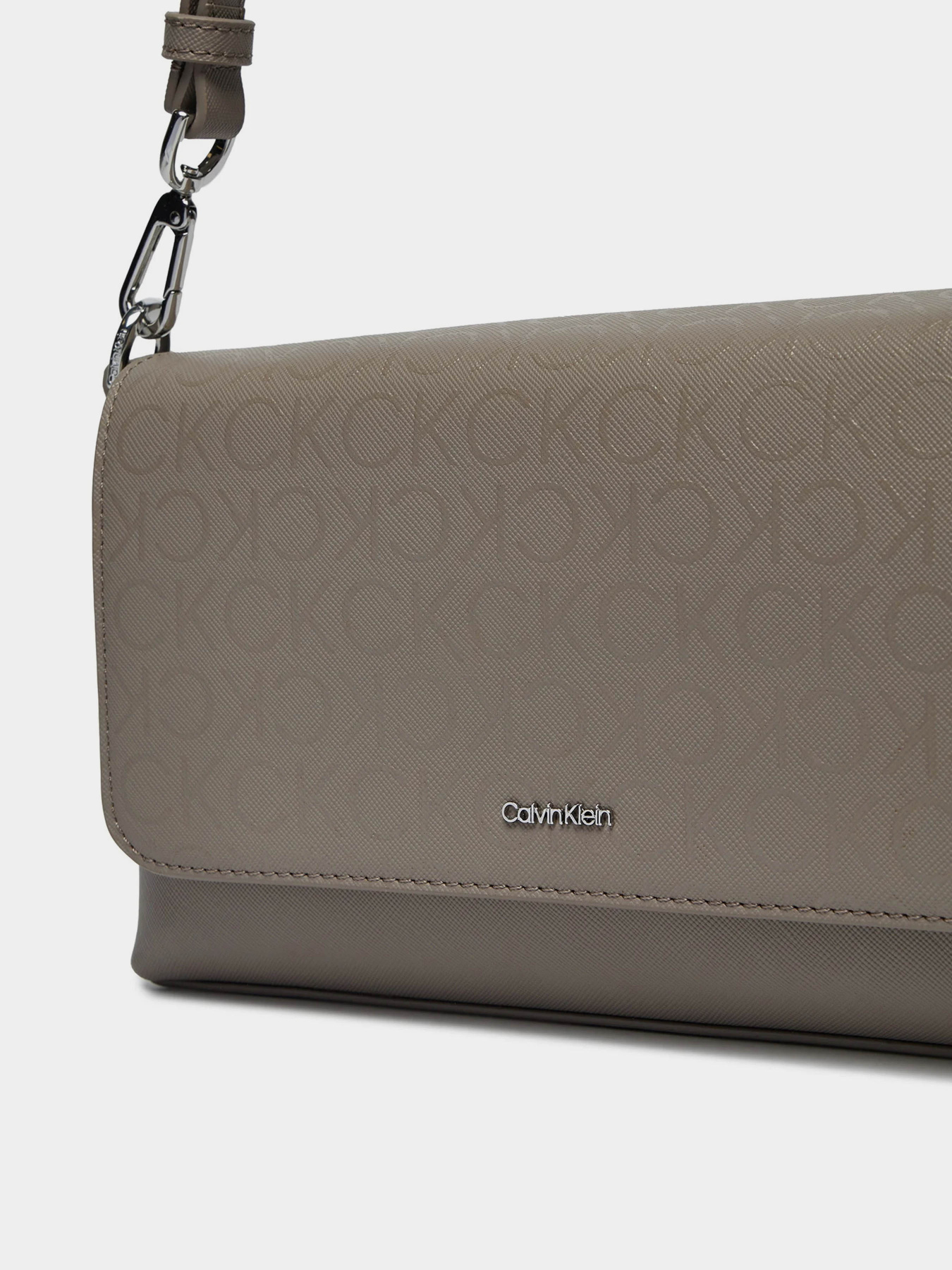 Кросс-боди Calvin Klein Must Conv модель K60K612903-0HG Фото