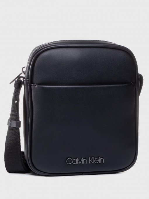 Мессенджер Calvin Klein модель K50K505676_BAX0 Фото