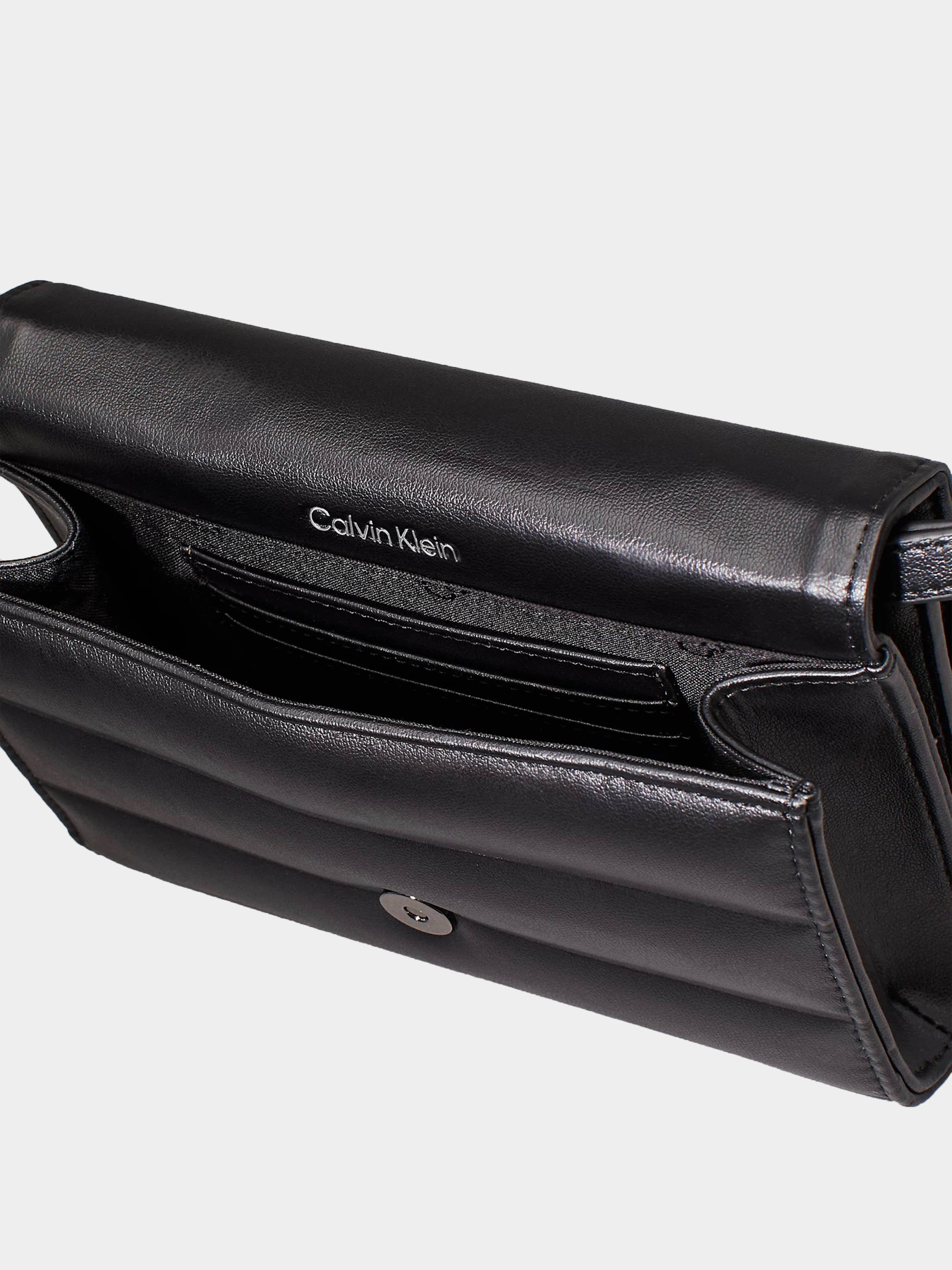 Кошелек Calvin Klein Line Quilt Mini модель K60K612430-BEH Кошелек Calvin Klein Line Quilt Mini модель K60K612430-BEH Фото