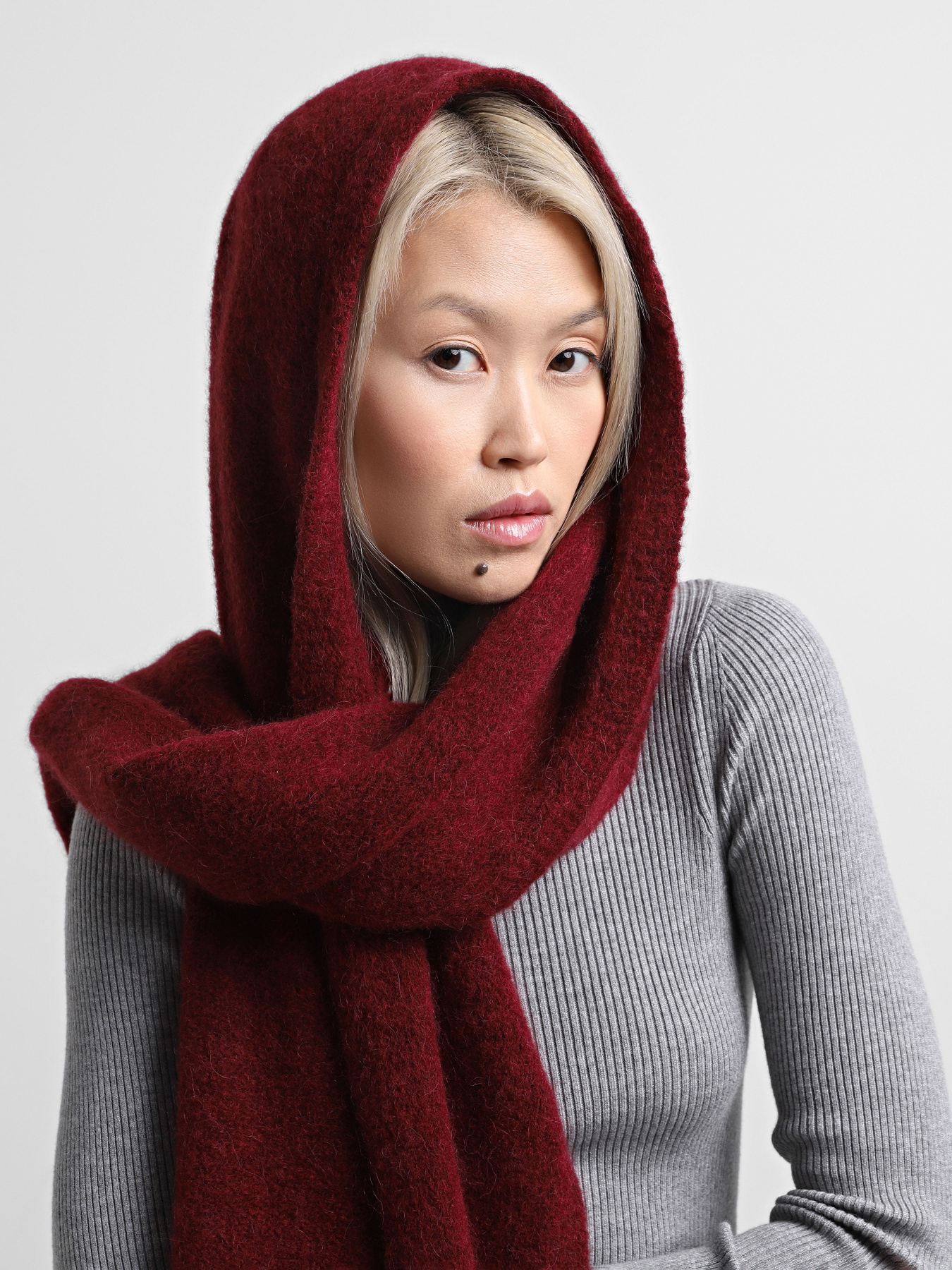 Шарф Calvin Klein Embroidery Airy модель K60K612610-XCI Фото