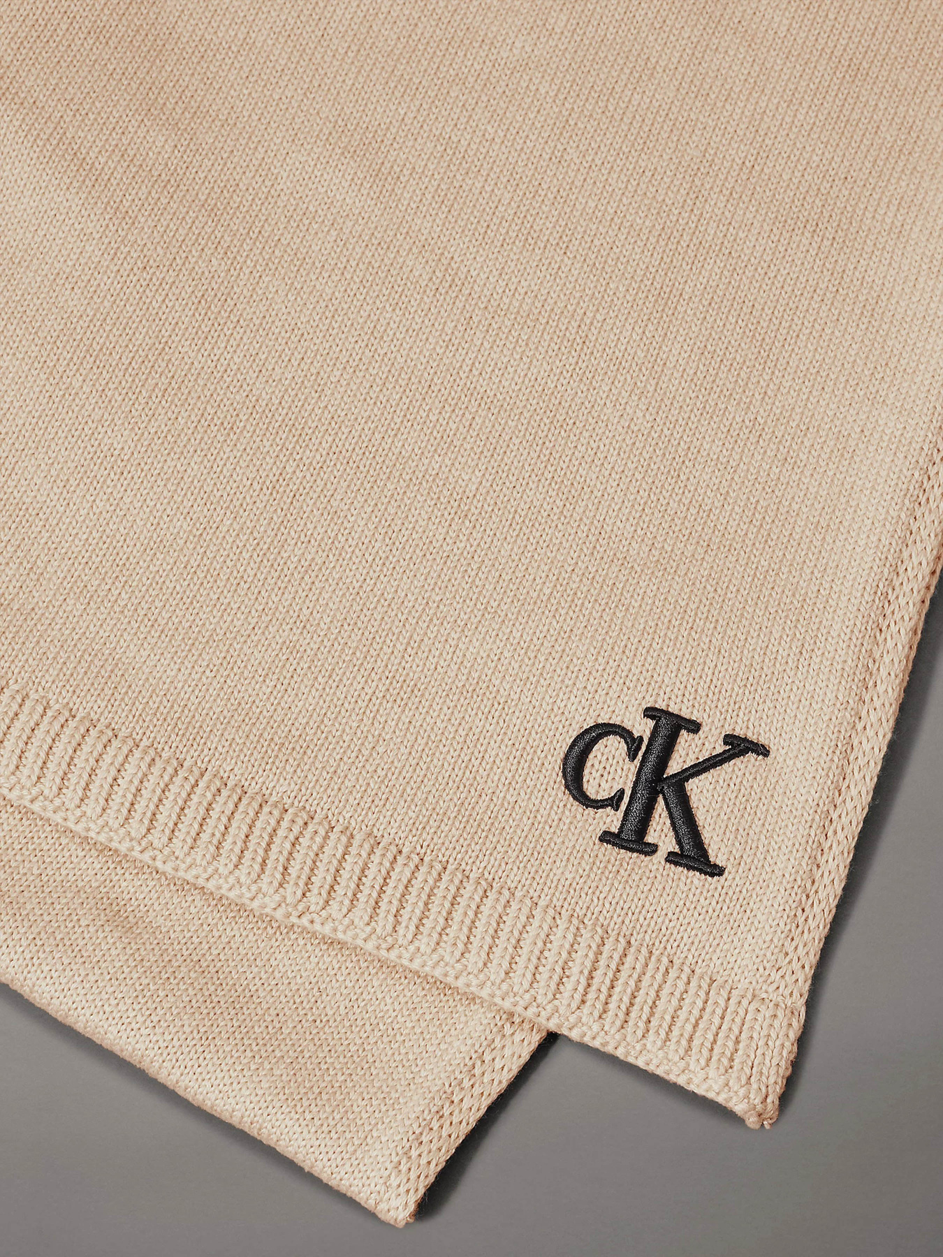 Шарф Calvin Klein Seasonal модель K60K612662-PAS Фото