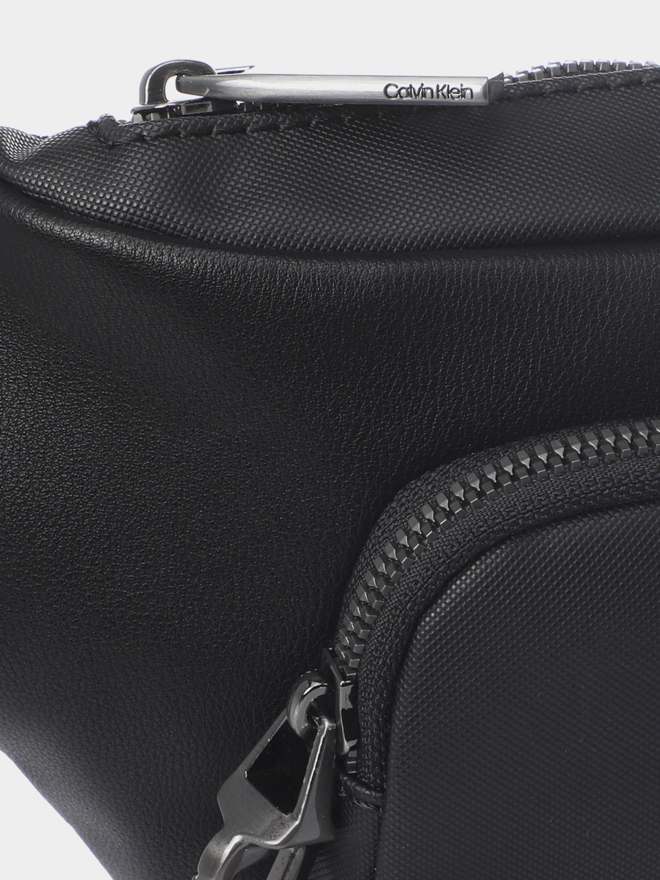 Поясная сумка Calvin Klein модель K50K506273_BAX0 Фото