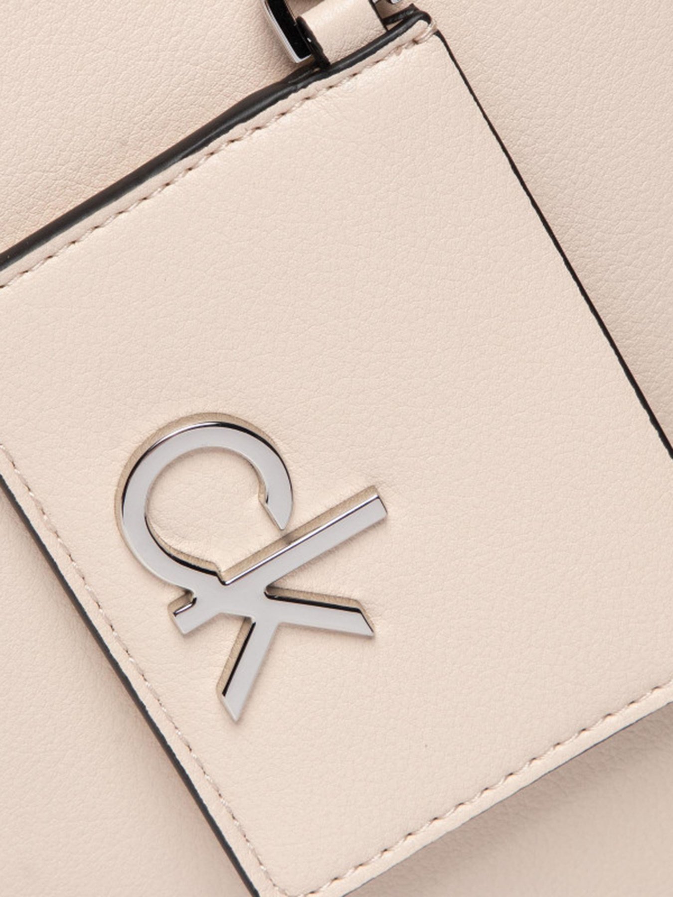 Сумка Calvin Klein модель K60K606664_VHB0 Фото