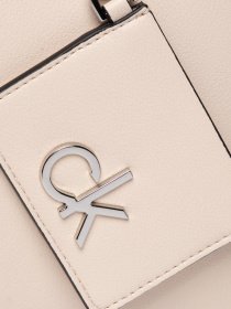 Сумка Calvin Klein модель K60K606664_VHB0 Сумка Calvin Klein модель K60K606664_VHB0 Фото