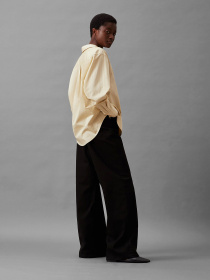 Широкие джинсы Calvin Klein модель K20K207304-1BY Широкие джинсы Calvin Klein модель K20K207304-1BY Фото