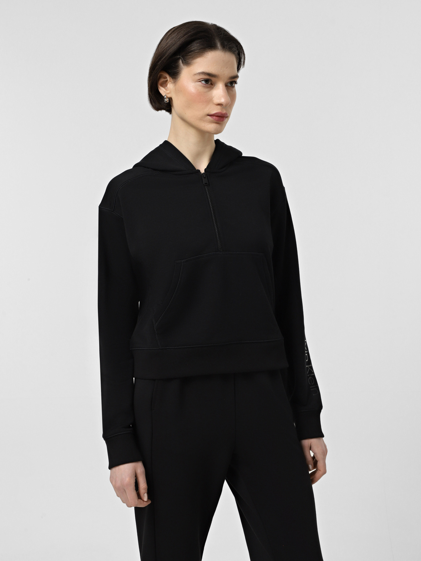 Спортивна кофта Calvin Klein Essentials модель 00GWF4W303-BAE Спортивна кофта Calvin Klein Essentials модель 00GWF4W303-BAE Фото