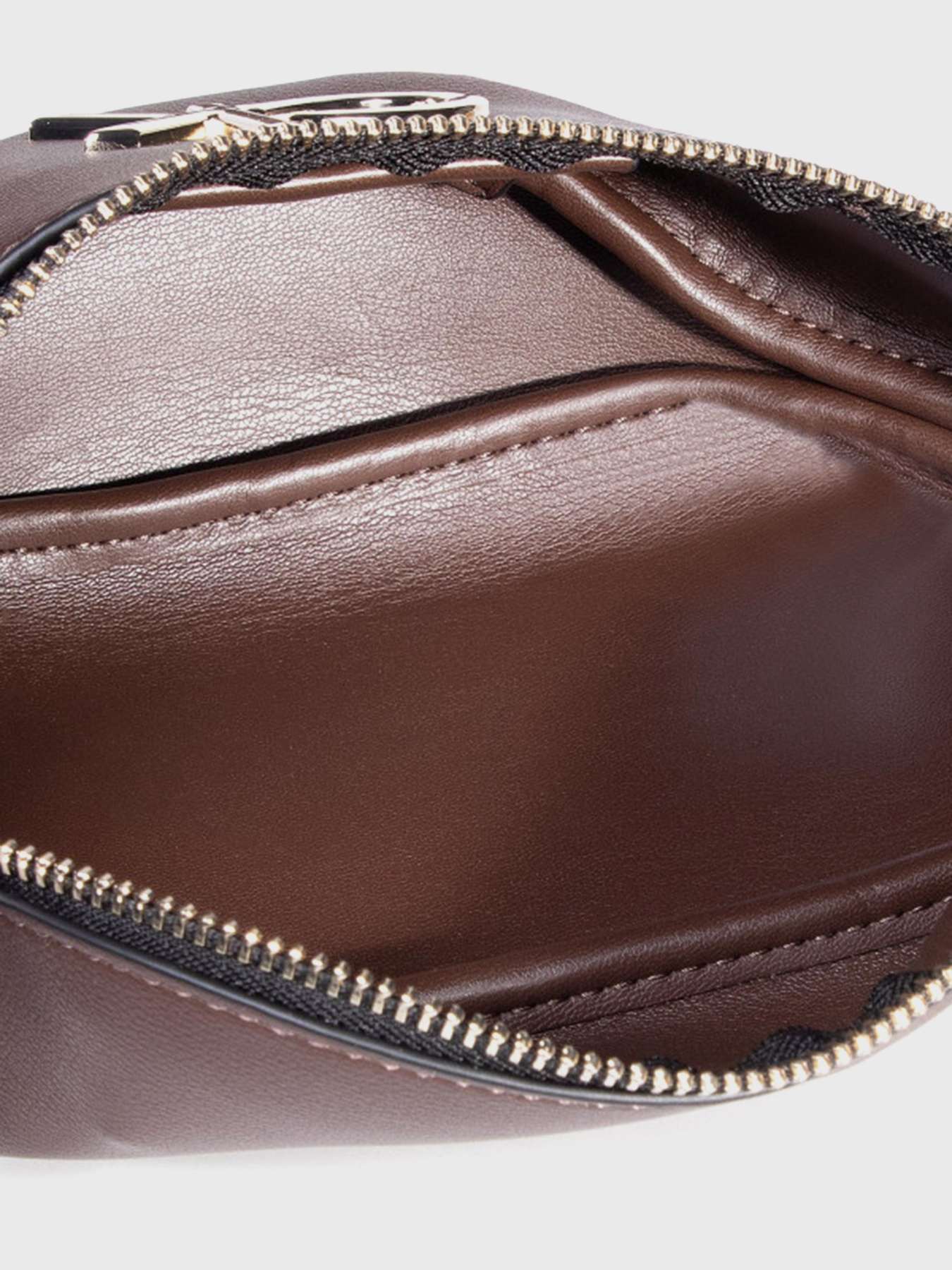 Поясная сумка Calvin Klein модель K60K607039_BA00 Фото