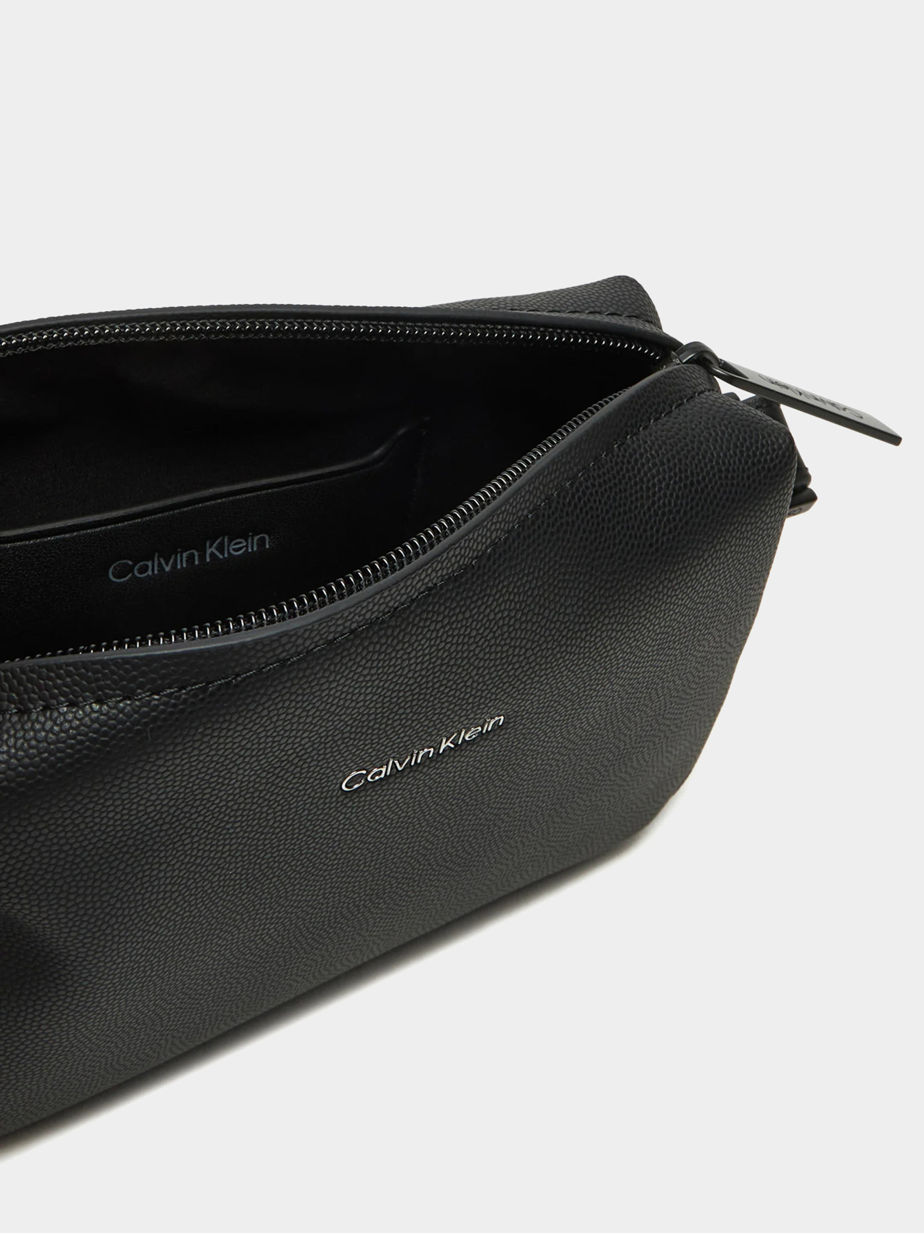 Мессенджер Calvin Klein модель K50K512761-BEH Фото