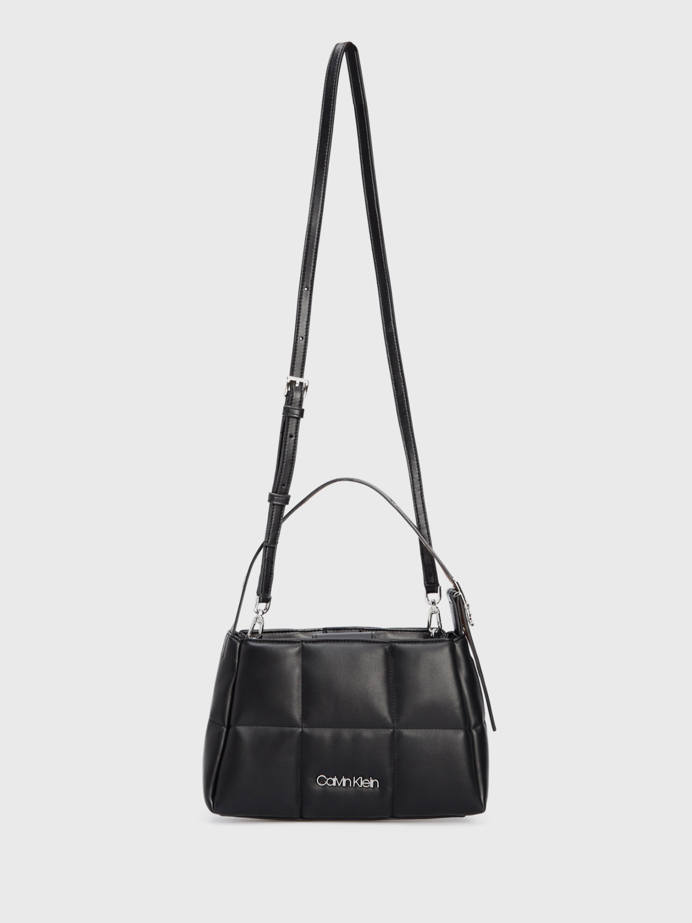 Сумка Calvin Klein модель K60K607371_BAX0 Сумка Calvin Klein модель K60K607371_BAX0 Фото