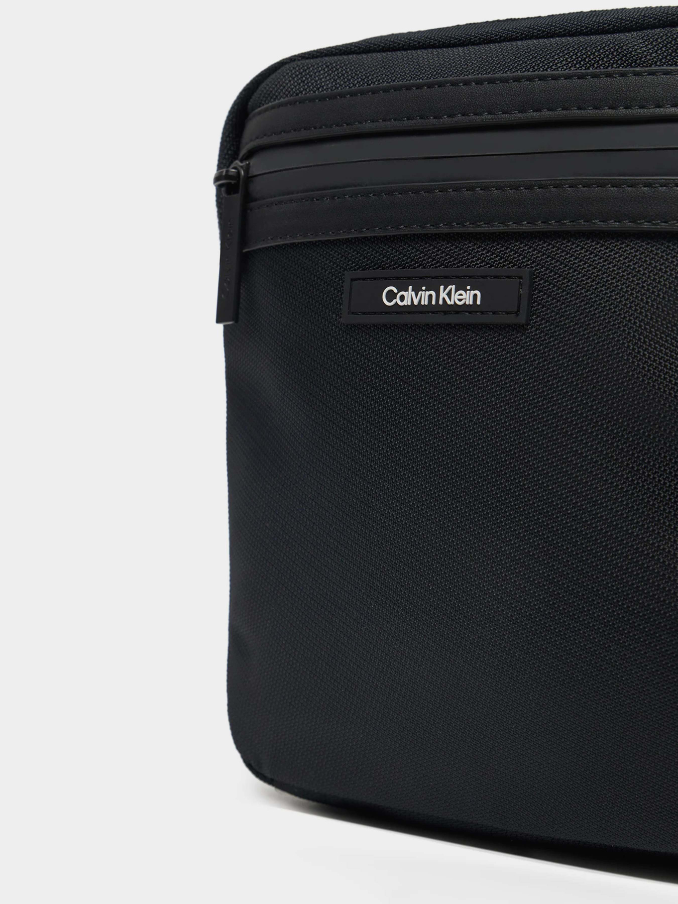 Мессенджер Calvin Klein модель K50K512884-BEH Мессенджер Calvin Klein модель K50K512884-BEH Фото