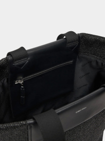 Сумка Calvin Klein модель K60K613174-BEH Сумка Calvin Klein модель K60K613174-BEH Фото