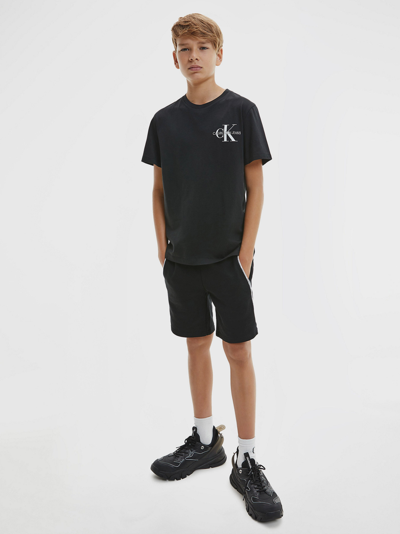 Футболка Calvin Klein модель IB0IB00612-BEH Фото