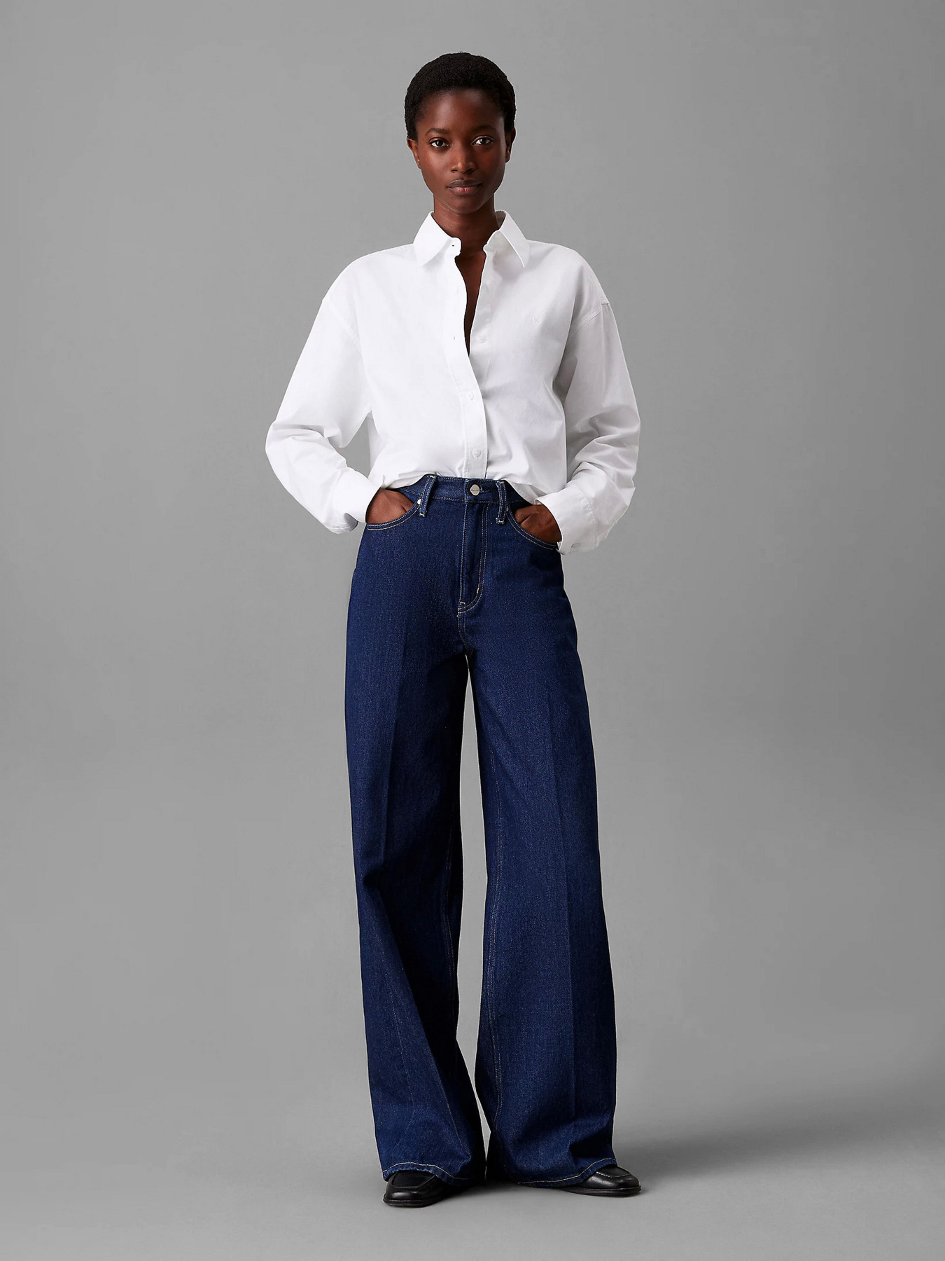 Широкі джинси Calvin Klein модель K20K208253-1AQ Фото