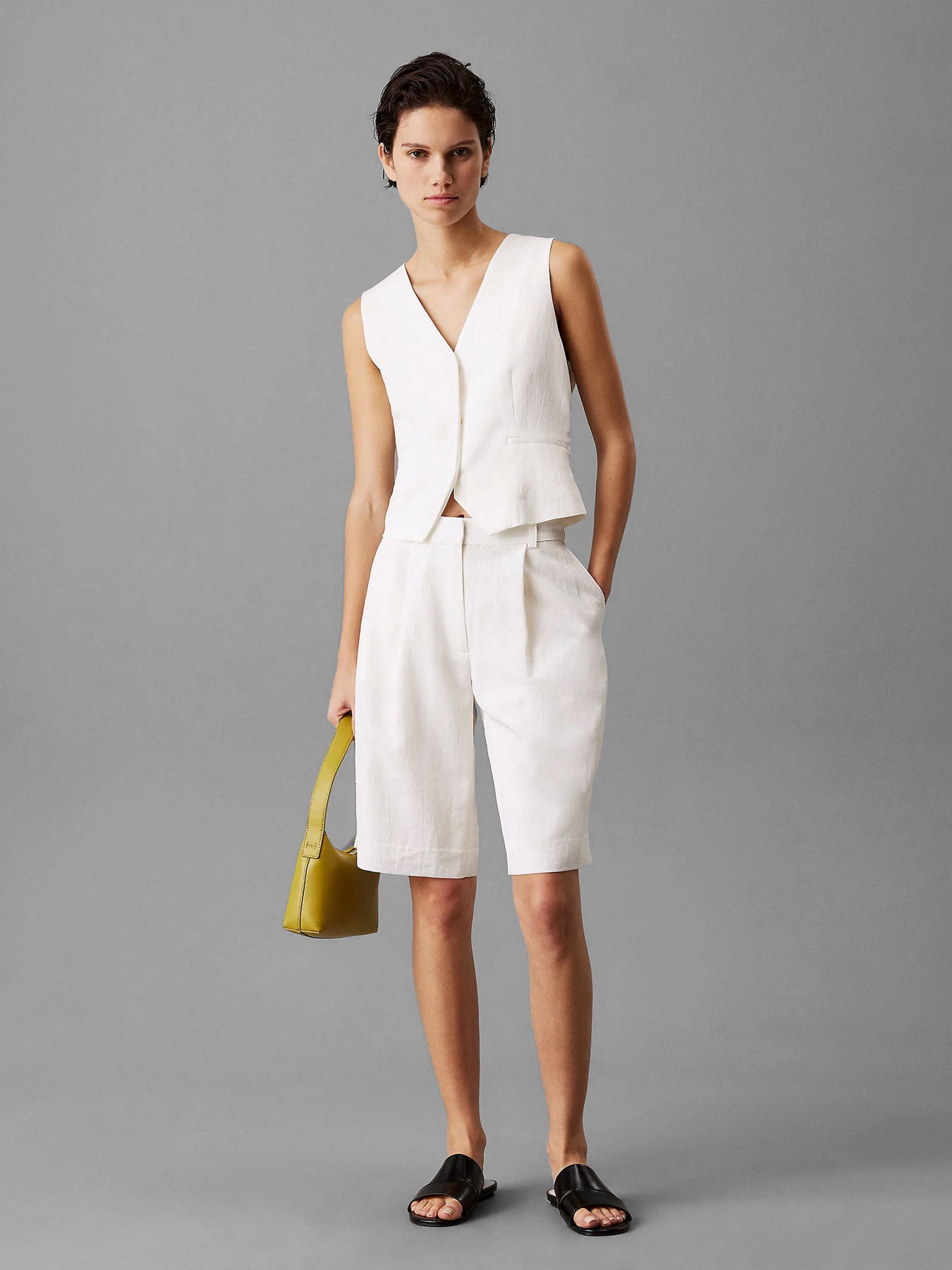 Жилет Calvin Klein модель K20K208242-YAS Жилет Calvin Klein модель K20K208242-YAS Фото