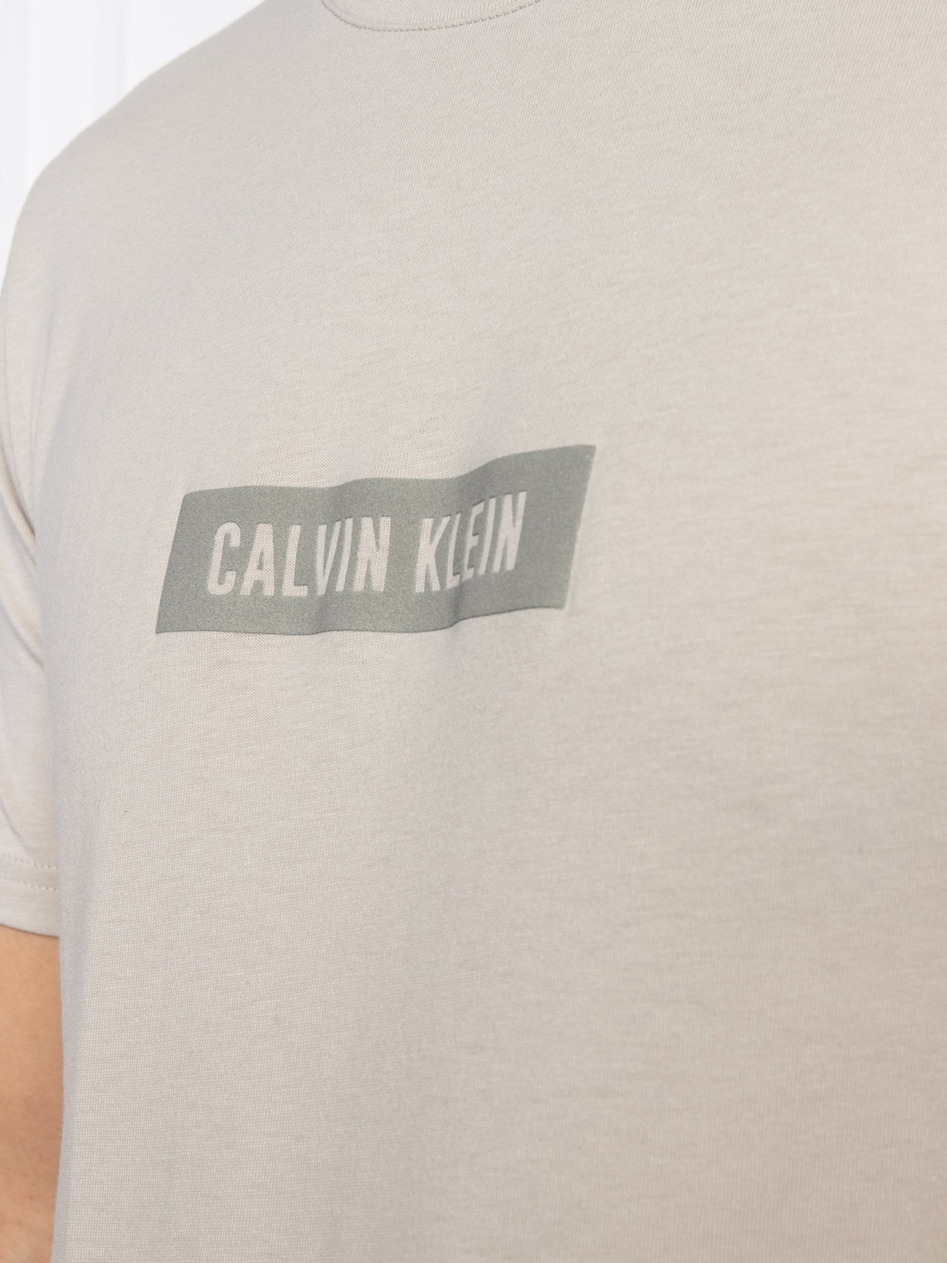 Футболка Calvin Klein модель 00GMS1K142-082 Фото