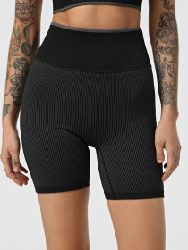 Велосипедки Calvin Klein модель 00GWS4L735-UB1 Фото