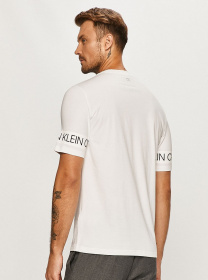 Футболки і поло Calvin Klein модель 00GMF0K186-100 Фото
