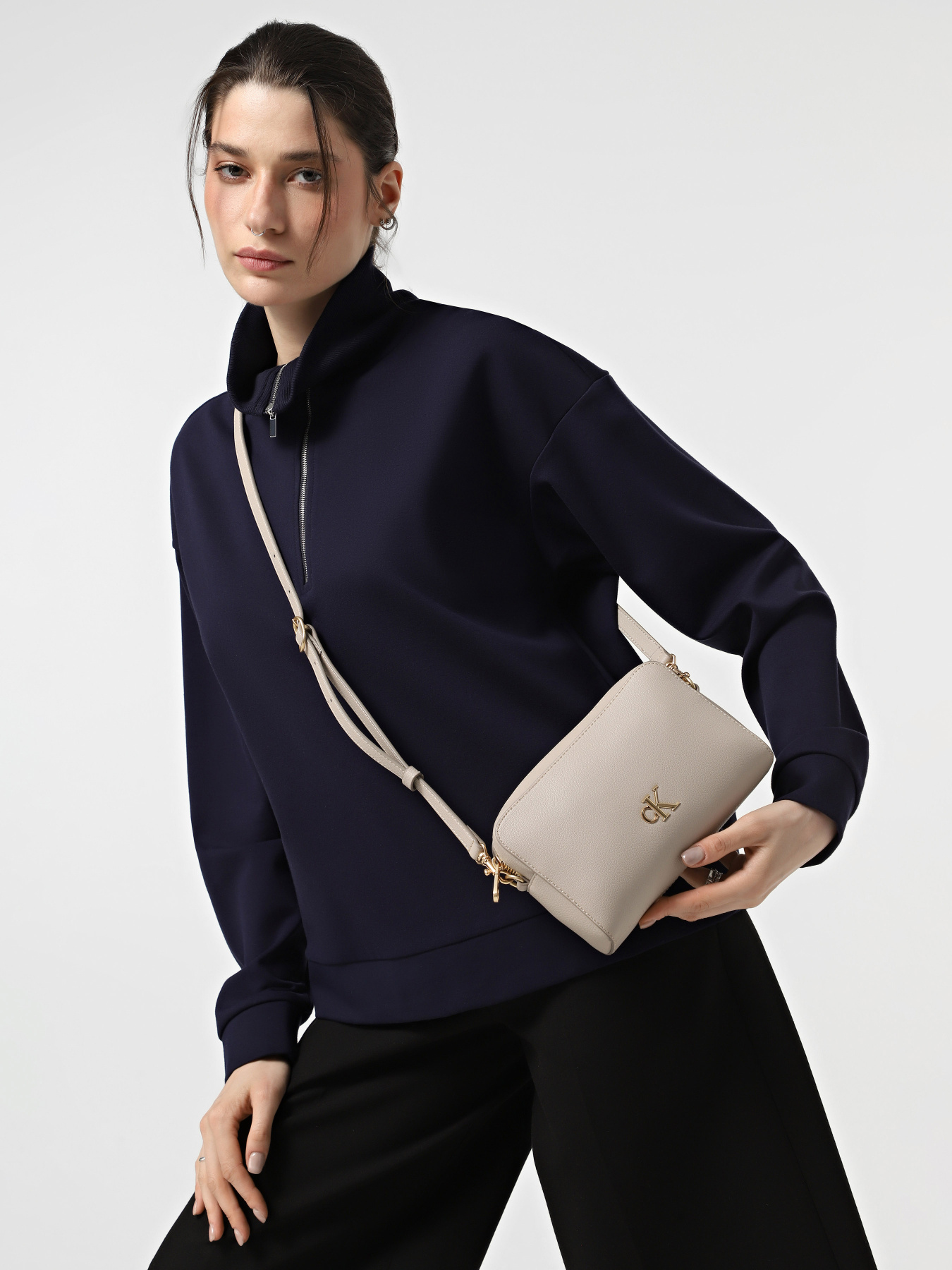 Кросс-боди Calvin Klein модель LV04K3162G-RMU Фото