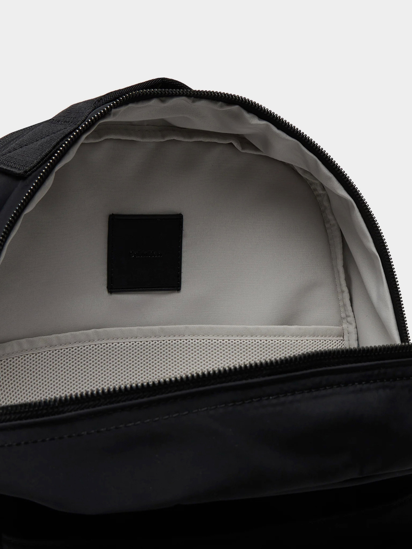 Повседневный рюкзак Calvin Klein модель LV04G3162G-UB1 Фото