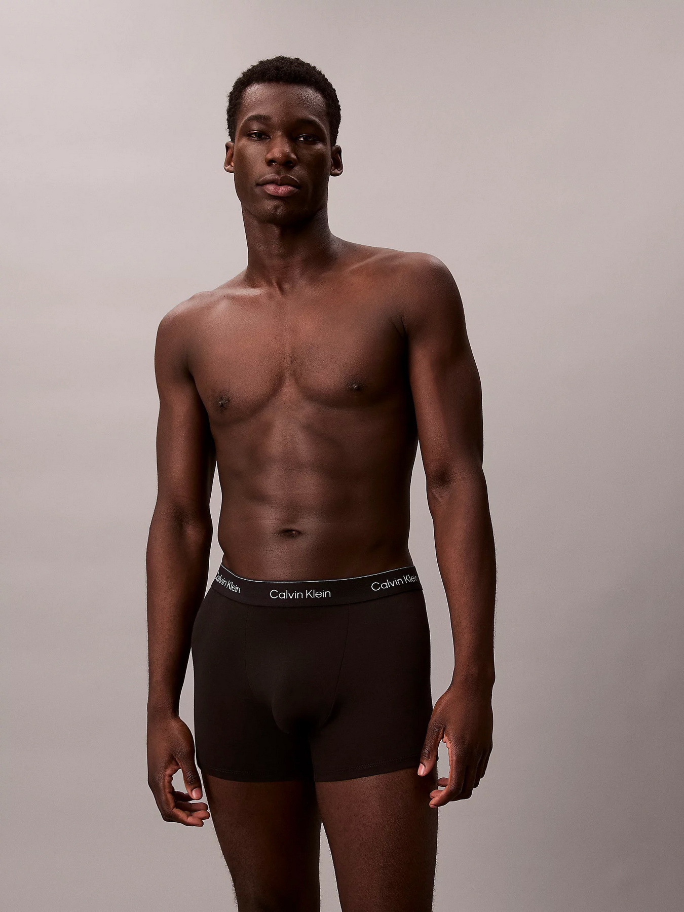 Набір трусів Calvin Klein Underwear модель LV00NB4286-0FL Фото