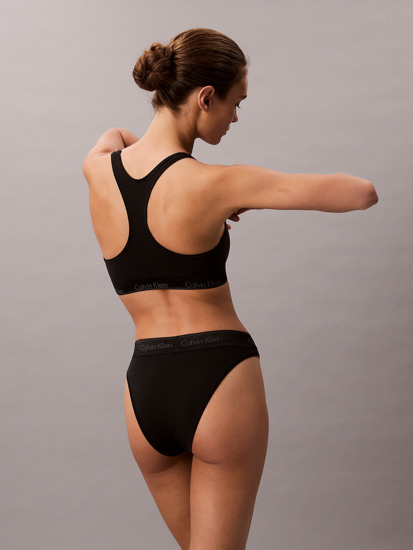 Труси Calvin Klein Underwear модель LV00QF8556-UB1 Фото