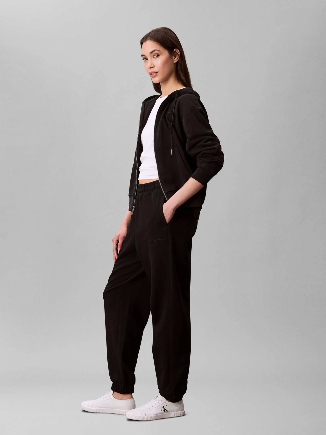 Джогери Calvin Klein модель LV044C904G-UB1 Фото