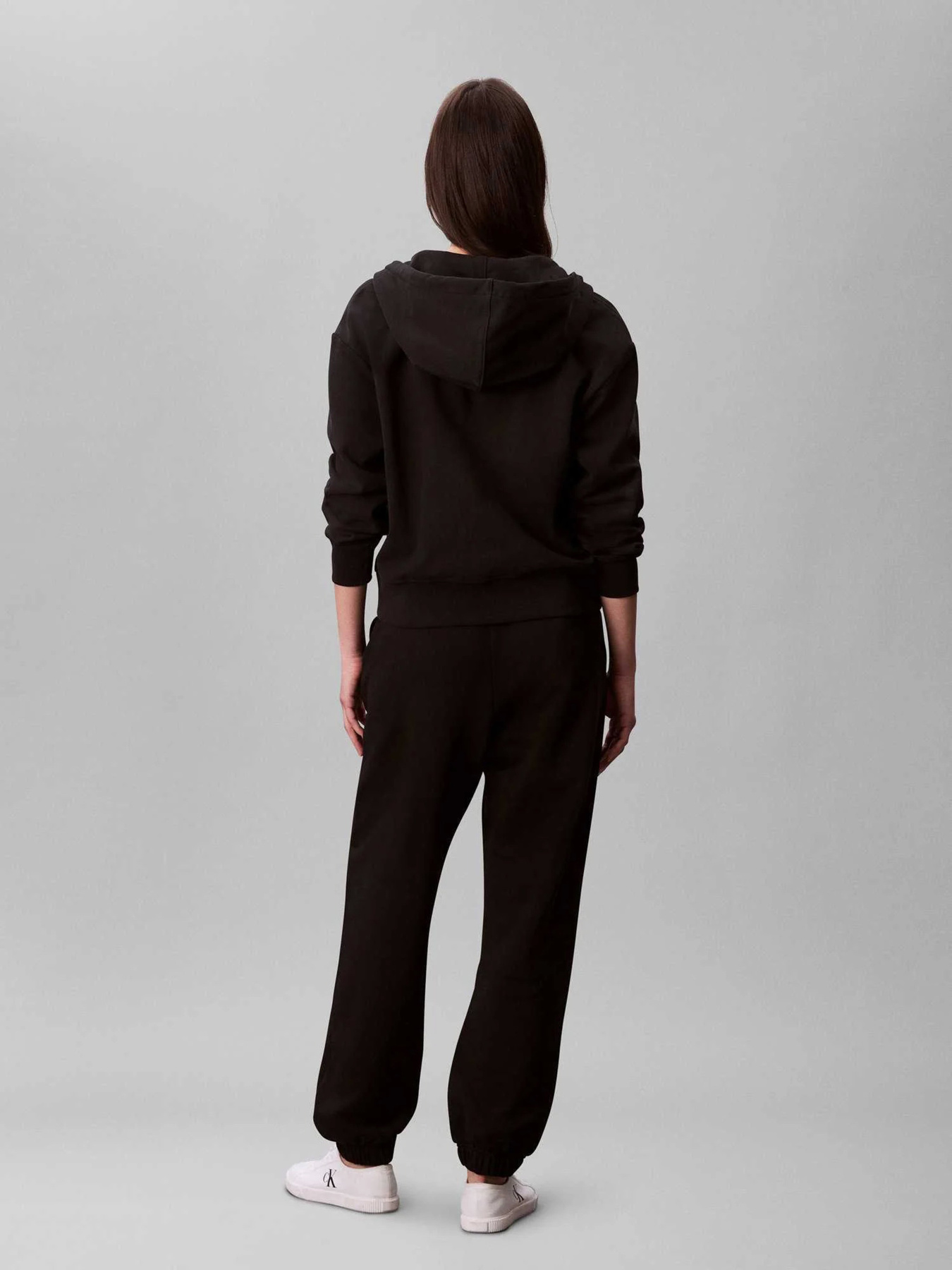 Джогери Calvin Klein модель LV044C904G-UB1 Фото