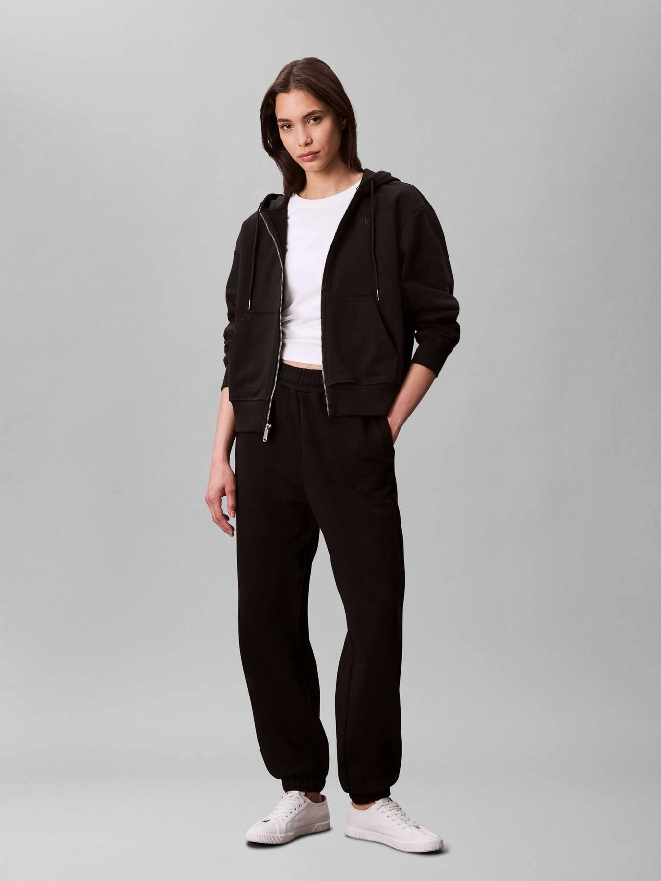 Джогери Calvin Klein модель LV044C904G-UB1 Фото