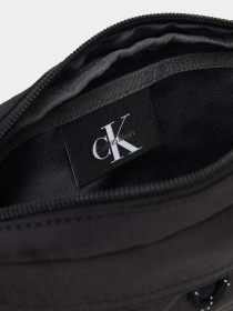 Сумка Calvin Klein BOLD CAMERA BAG модель LV04D3117G-UB1 Сумка Calvin Klein BOLD CAMERA BAG модель LV04D3117G-UB1 Фото