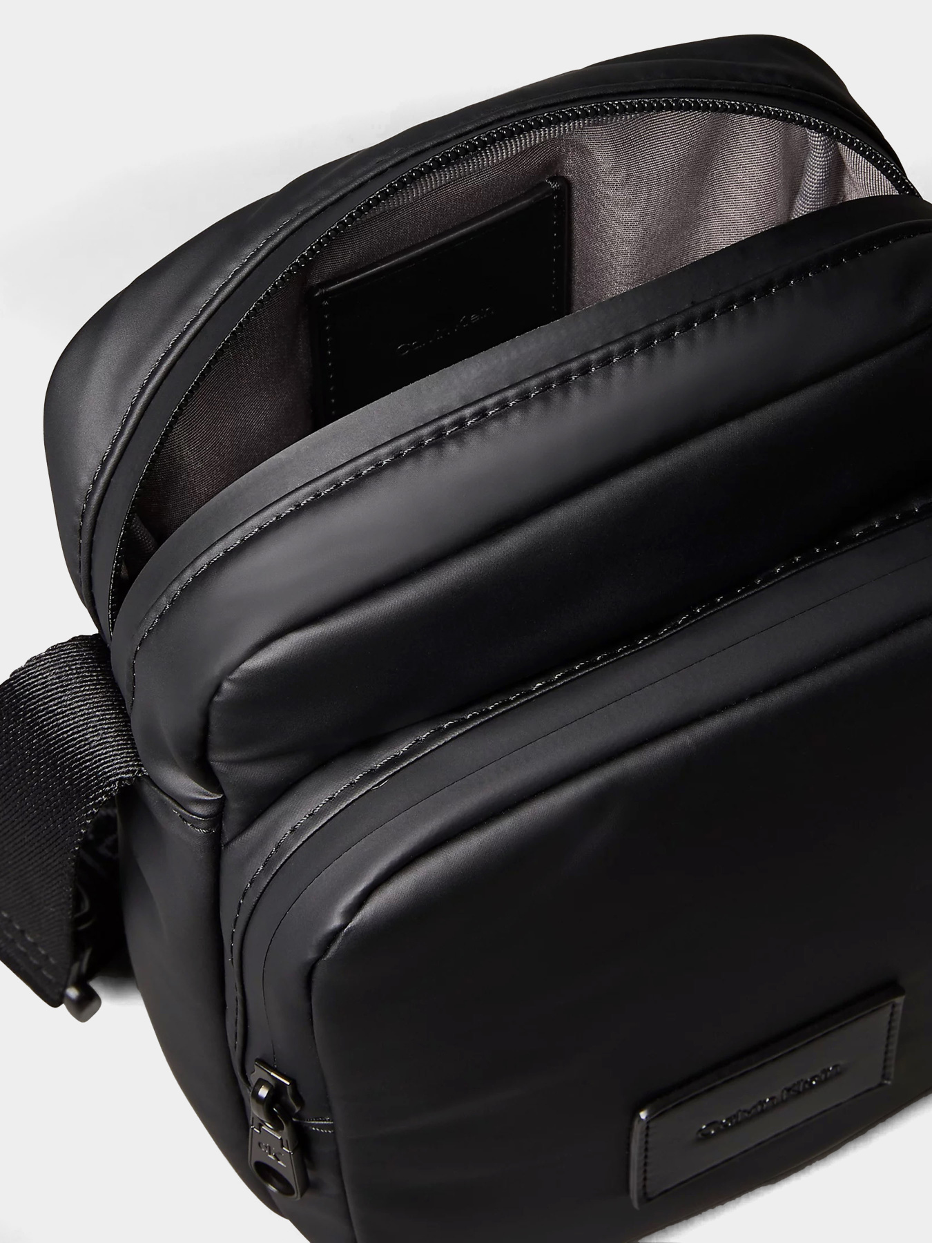 Calvin Klein модель LV04D3200G-UB1 Фото