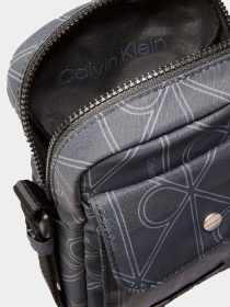 Мессенджер Calvin Klein PRINTED EMBLEM AOP NYLON SLIM модель LV04D3230G-8MN Мессенджер Calvin Klein PRINTED EMBLEM AOP NYLON SLIM модель LV04D3230G-8MN Фото