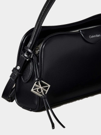 Сумки Calvin Klein MULTI COMPARTMENT CAMERA BAG модель LV04F3370G-UB1 Фото