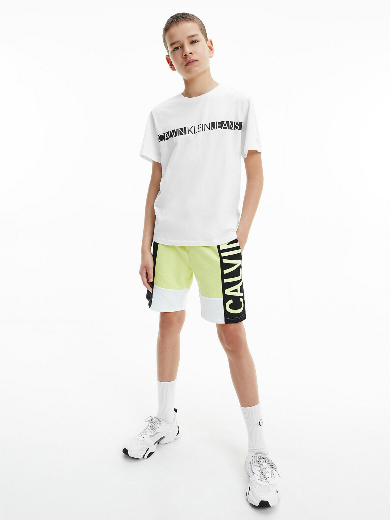 Футболка Calvin Klein модель IB0IB00447-YAF Футболка Calvin Klein модель IB0IB00447-YAF Фото