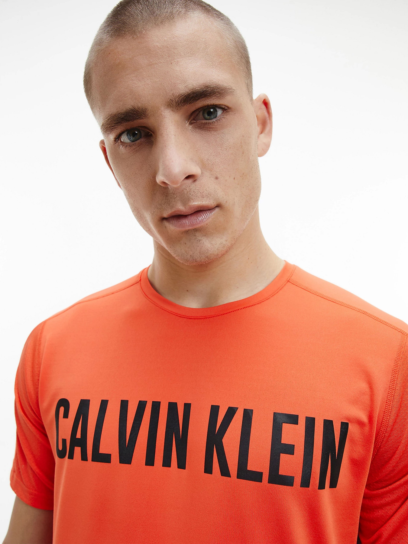 Футболка Calvin Klein модель 00GMF0K150-610 Фото