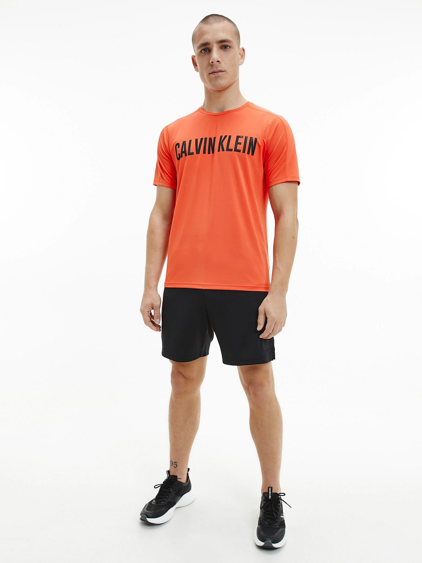 Футболка Calvin Klein модель 00GMF0K150-610 Фото